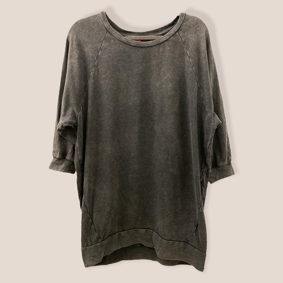 H&M Tops - H&M Distressed Quarter Sleeve Crewneck Black Gray Sweatshirt Pullover Size 8
